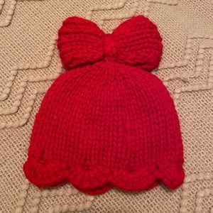COPY - 5 for $20-Mud Pie Infant knitted hat with bow and scalloped edging. Like…